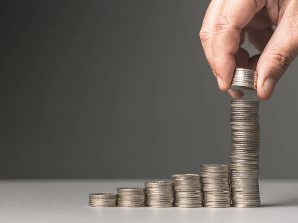 The Power of Compound Interest: Make Your Money Work for You