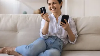 6 Ways to Use Your Credit Card to Build Wealth